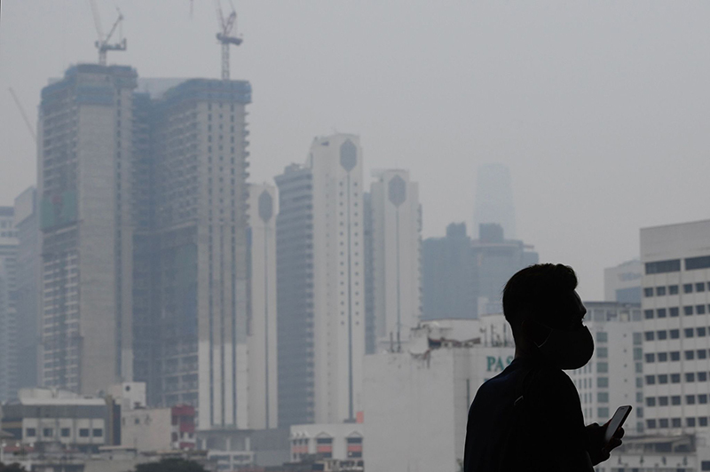 视觉中国 图 马来西亚教育部门9月10日表示,持续多日的烟霾污染导致