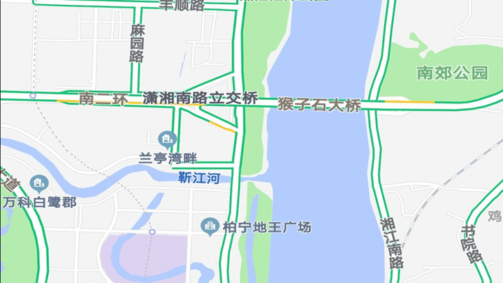 目前长沙城区:<br>过江:一桥西往东、二桥东西双向、三桥东西双向交通压力大<br>主干道以及进出城:车站路金苹果至火车站南往北、云栖路车塘河路口东西双向、长沙大道京珠跨线桥至万家高架东西双向交通压力大