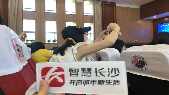 家长高女士小孩填写了民办学校志愿,希望能派中湘一立信实验学校<br>